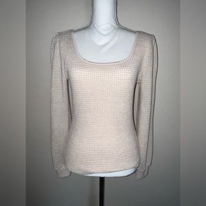 Super Cute Beige Knit Long Sleeve Top Size Medium